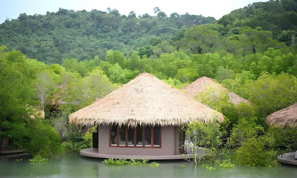 The Blue Sky Resort@ Koh Payam Koh Phayam Exterior foto