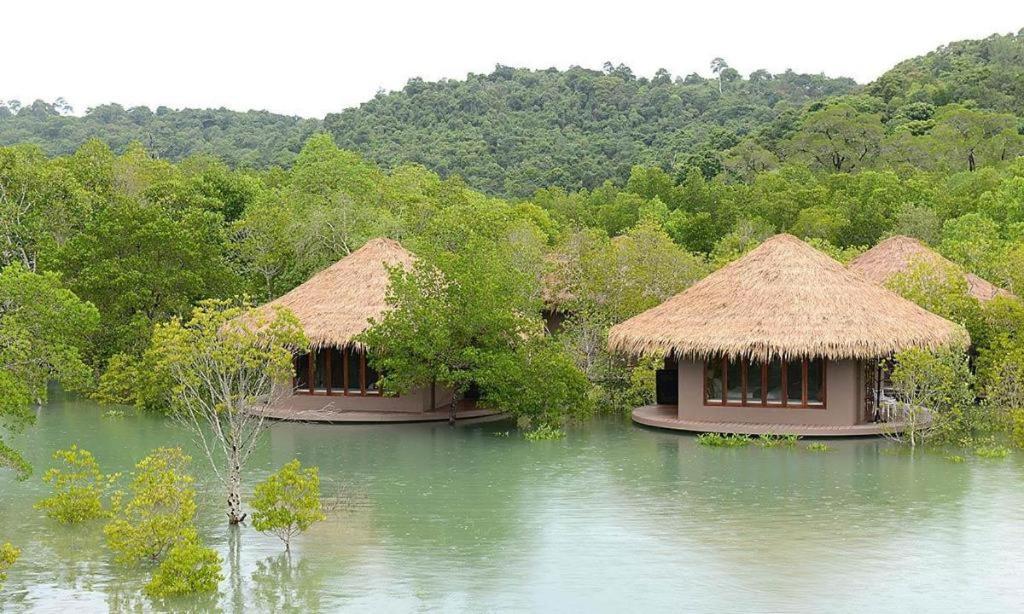 The Blue Sky Resort@ Koh Payam Koh Phayam Exterior foto