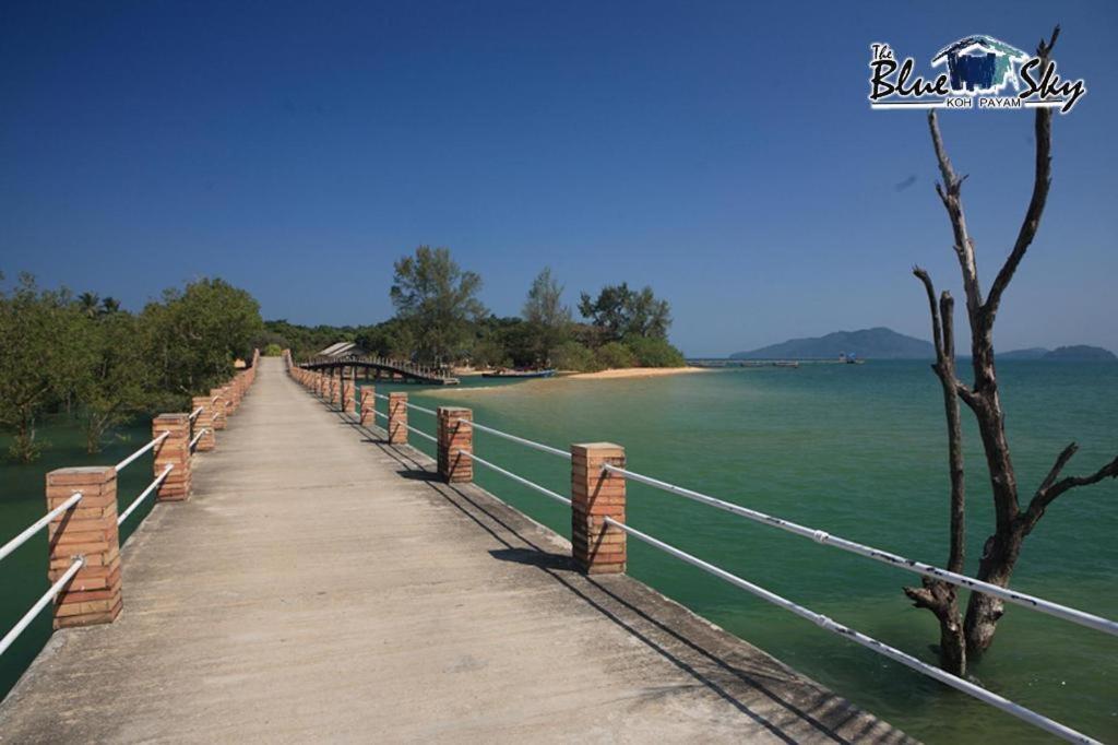 The Blue Sky Resort@ Koh Payam Koh Phayam Exterior foto